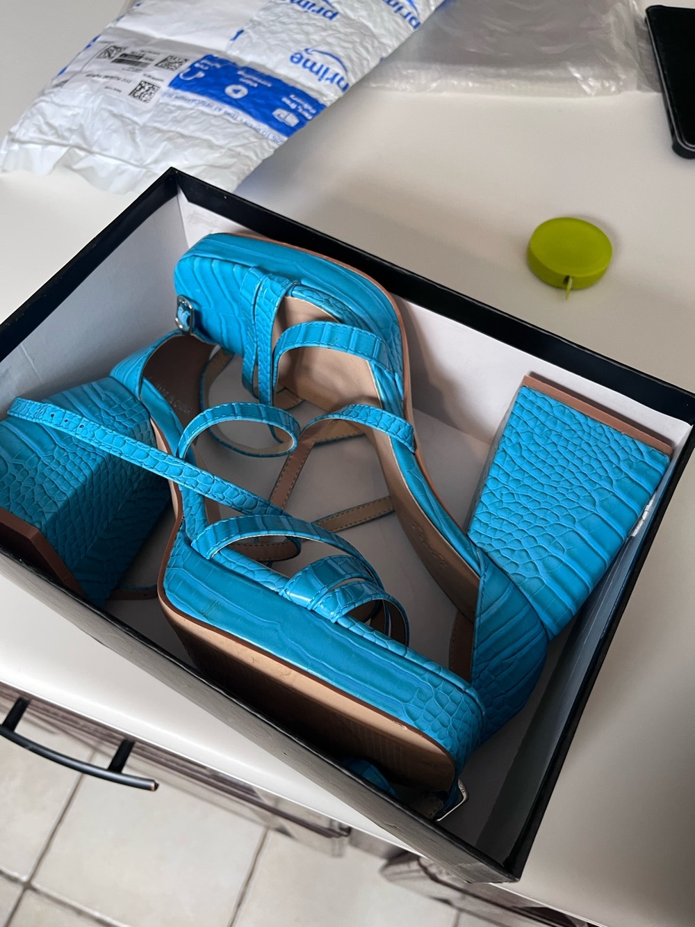 Nasty Gal Jess Platform Heels Vegan Croc US 8 Turquoise Blue